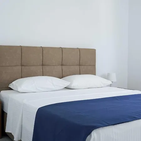 Karras Apartment Nea Vrasna