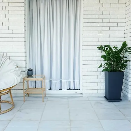 Apartment Karras Nea Vrasna