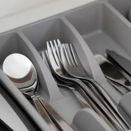 Karras شقة Vrasná