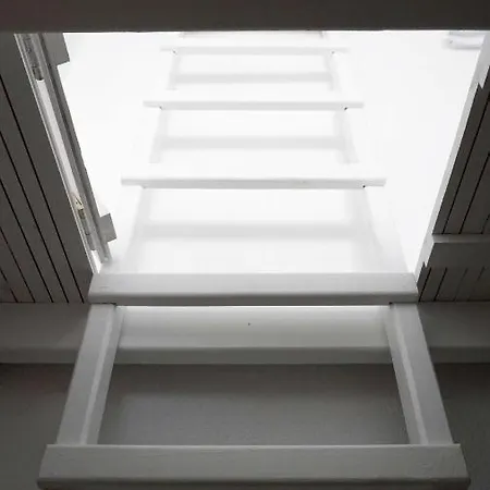 شقة Karras Vrasná