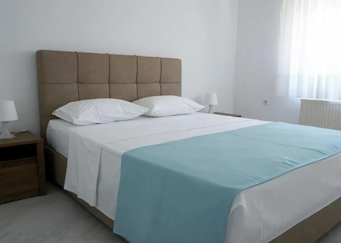 公寓 Karras Vrasná